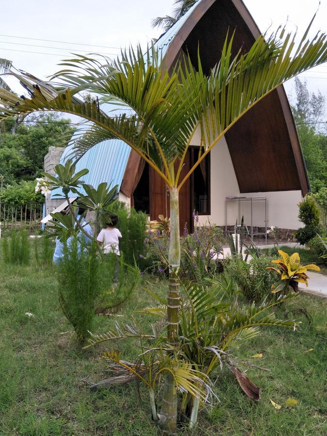 Cnunk Bungalow Gili Meno Bagian luar foto